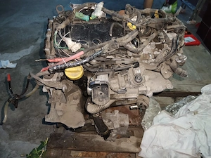Laguna 3 2.0 DCI motor cutie viteze turbina usa hayon bara spate radioCD navigatie oglinda dr. ecran - imagine 10