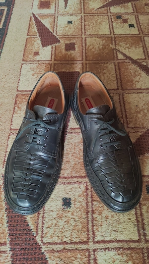 Vand pantofi din piele naturala ENRICO MORI, nr.44