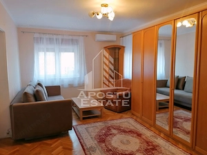 Apartament 2 camere de inchiriat, Centrala Proprie, Ultracentral