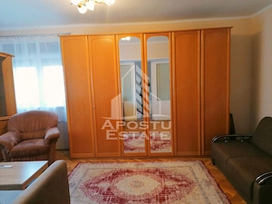 Apartament 2 camere de inchiriat, Centrala Proprie, Ultracentral - imagine 2