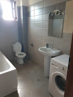 Inchiriez apartament cu doua camere zona Parc Bazilescu - imagine 4