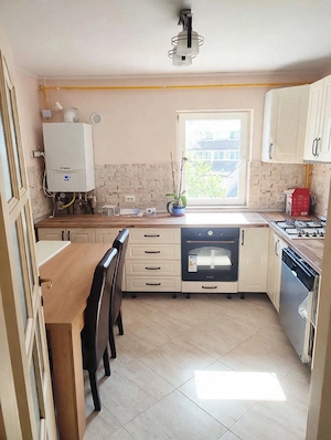 Proprietar 4 camere 81mp luminos întreținut-se vinde cum este in poze. - imagine 4