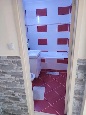 Proprietar 4 camere 81mp luminos întreținut-se vinde cum este in poze. - imagine 7