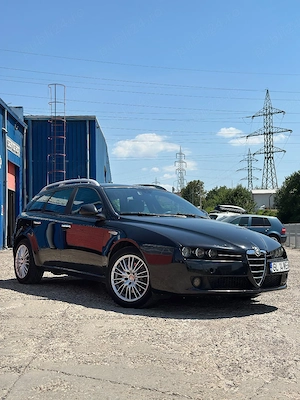 Vand sau schimb Alfa Romeo 159 1.9 150cp an 2010 - imagine 4