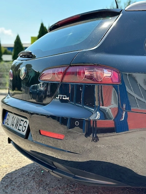 Vand sau schimb Alfa Romeo 159 1.9 150cp an 2010 - imagine 3