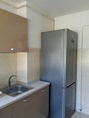 Închiriez apartament  - imagine 3