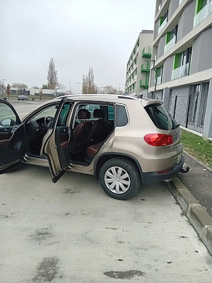 Vând s-au schimb VWTiguan  - imagine 8
