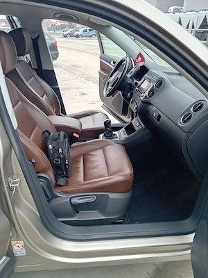 Vând s-au schimb VWTiguan  - imagine 7