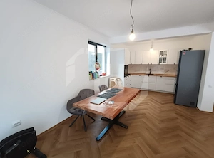 Duplex 4 camere I mobilat modern I garaj I Dezmir- zona strazii Planoarelor - imagine 3