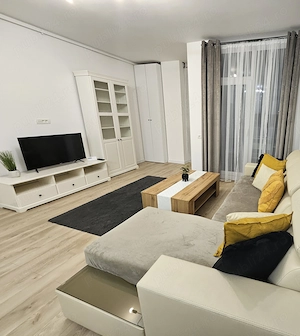 Proprietar vand Ap 2 camere + loc de parcare subteran, Torontalului 