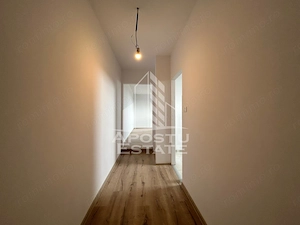 Apartament 1 camera, decomandat, 33 mp, Zona Soarelui - imagine 2