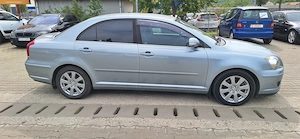 Toyota Avensis 2.0 D-4D - imagine 4