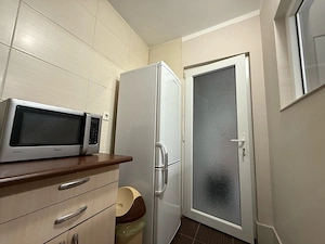 Inchiriez studio-garsoniera strada Baba Novac,langa Lidl,zona Compozitori, pe termen lung. - imagine 7