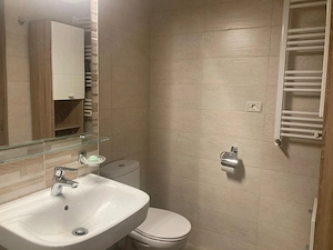 Apartament modern 2 camere, parcare, Central / City of MARA - imagine 6