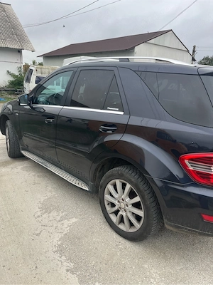 Vând Mercedes ML 300 CDI - imagine 2