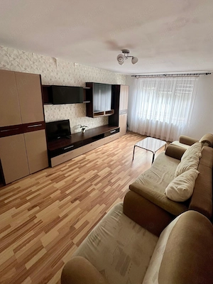 Apartament 2 camere de închiriat - Cartier Dacia, Luduș 