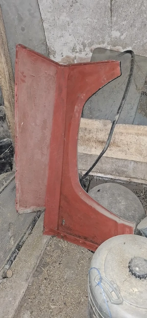 Vand motor ARO si aripa stanga-fata - imagine 4