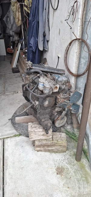 Vand motor ARO si aripa stanga-fata