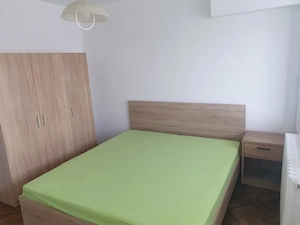 Inchriez apartament 2 camere, decomandat, Calea Romanilor, Arad. - imagine 3