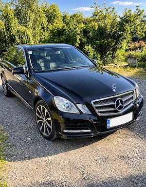 Mercedes E 200 CDI W212   2011   AUTOMAT   286.000 km   Piele   Navi   Încălzire scaune