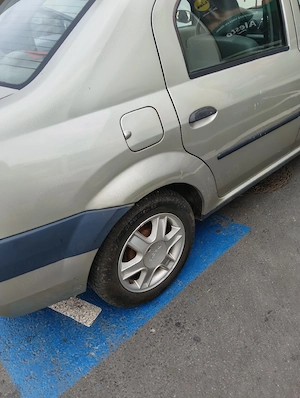 Dacia Logan Laureate 1.6 benzina 2005 - imagine 7