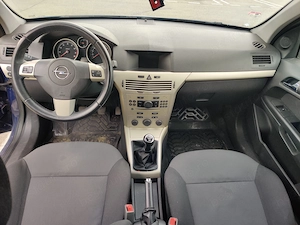 Opel Astra H, 113200 km, 2008 1,4 benzină  - imagine 8