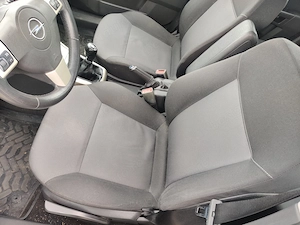 Opel Astra H, 113200 km, 2008 1,4 benzină  - imagine 7