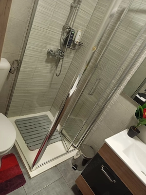 Închiriez apartament 2 dormitoare  - imagine 5
