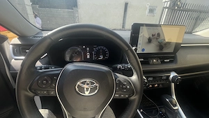 Proprietar vand Toyota RAV4, 2024 - imagine 4