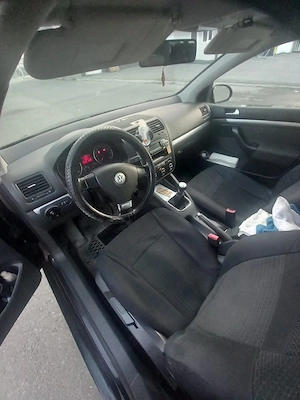 Volkswagen Golf 5 1.9 TDI, 105 CP, an 2008, cutie manuală - imagine 5
