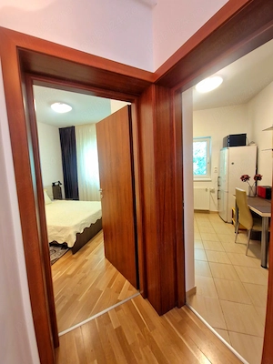 Apartament 2 camere COPOU - POZE reale, trimit si video , mobilat si utilat complet, loc de parcare  - imagine 9