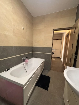 Apartament 2 camere, decomandat, Sun City - Galata, loc de parcare  - imagine 7