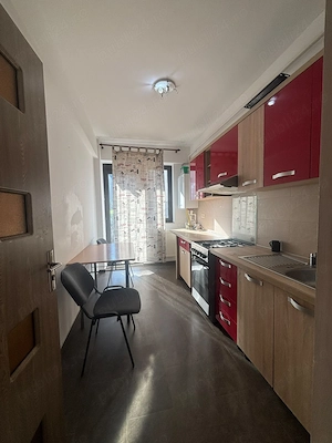 Apartament 2 camere, decomandat, Sun City - Galata, loc de parcare  - imagine 2