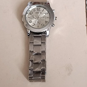 Ceas electronic Geneva nou sigilat.