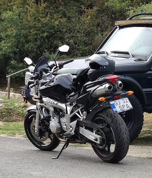 Vând Yamaha Fz6 in stare foarte buna!