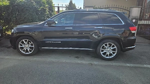 Vand jeep grand cheroqe summit
