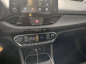 Vând Hyundai I30 varianta Highway. - imagine 8