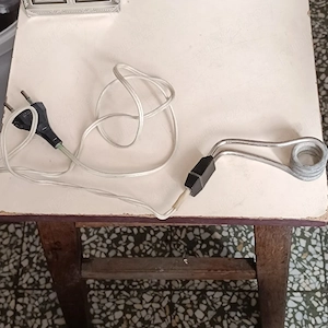 Fierbator electric pentru ceai,cafea,voiaj.