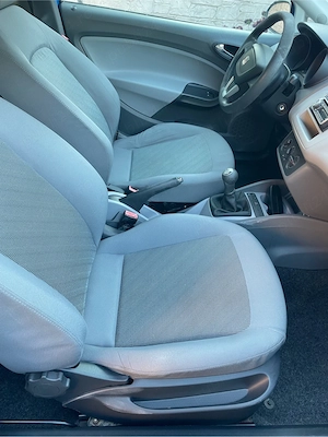Seat Ibiza, 2 usi, motor 1.2 Benzina - imagine 3