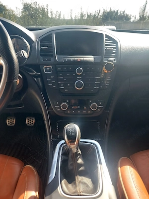Opel Insignia 2.0 cdti 4 4 biturbo - imagine 10