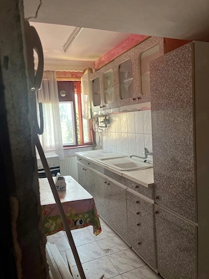 Apartament 2 camere, 42mp, balcon, etaj 3   Aviatorilor, Baia Mare - imagine 3