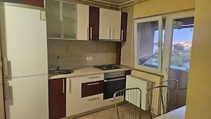 Inchiriez apartament in Piata Doina str Intrarea Iederei