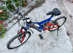 Bicicletă DHS 1276 copii 7-11 ani