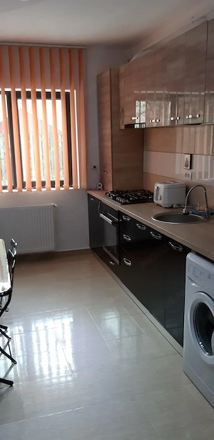 Apartament 2 camere decomandat si loc de parcare inclus - imagine 8