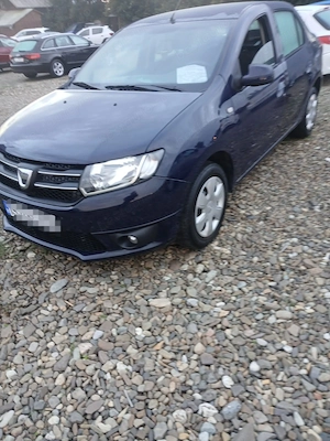 Vând Dacia Logan 