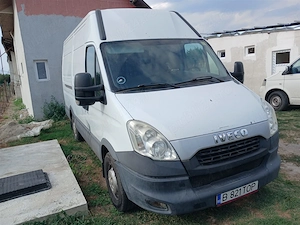 Iveco Daily 2.3 Diesel, AC, Pilot automat, an 2014, inmatriculata, primul proprietar - imagine 2