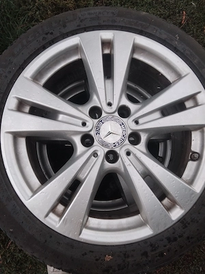Vând jante  mercedes  pe 17 cu cauciucuri Michelin  - imagine 3