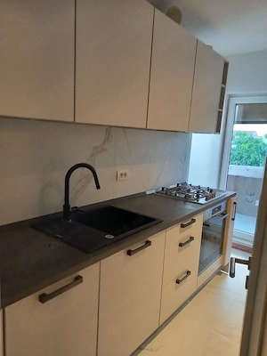 Vând apartament 2 camere - imagine 2