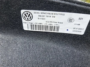 Vând ETAZERA haion VW TIGUAN stare foarte buna