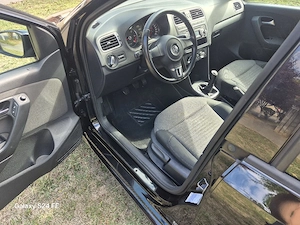 Volkswagen Polo 6R (2012)   1.2 Diesel   Negru   Recent Adus   214.878 km   AC Funcțional   4 Uși